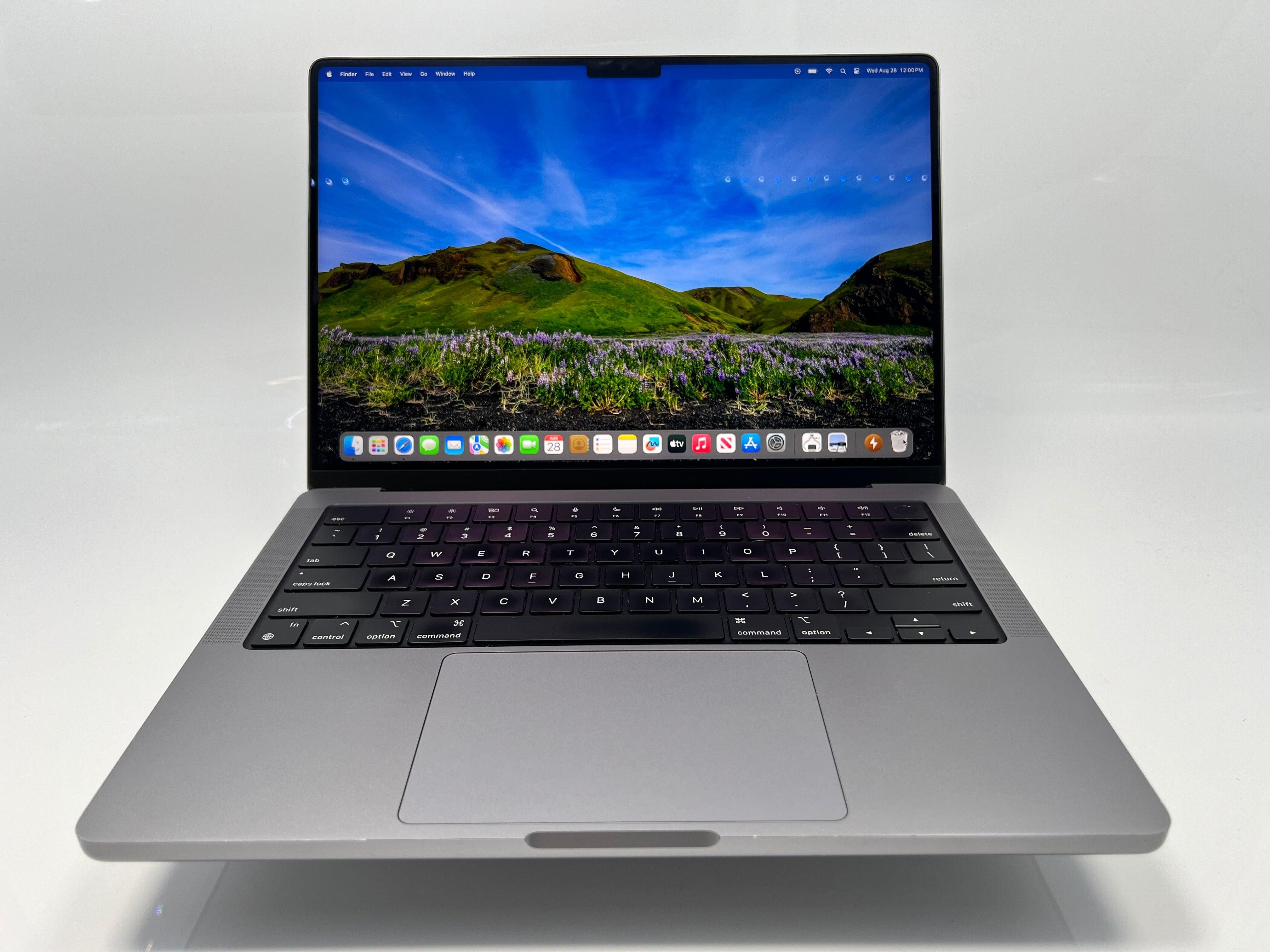 Powerhouse 2023 Apple MacBook Pro 14-inch: M2 Max, 96GB RAM, 1TB SSD