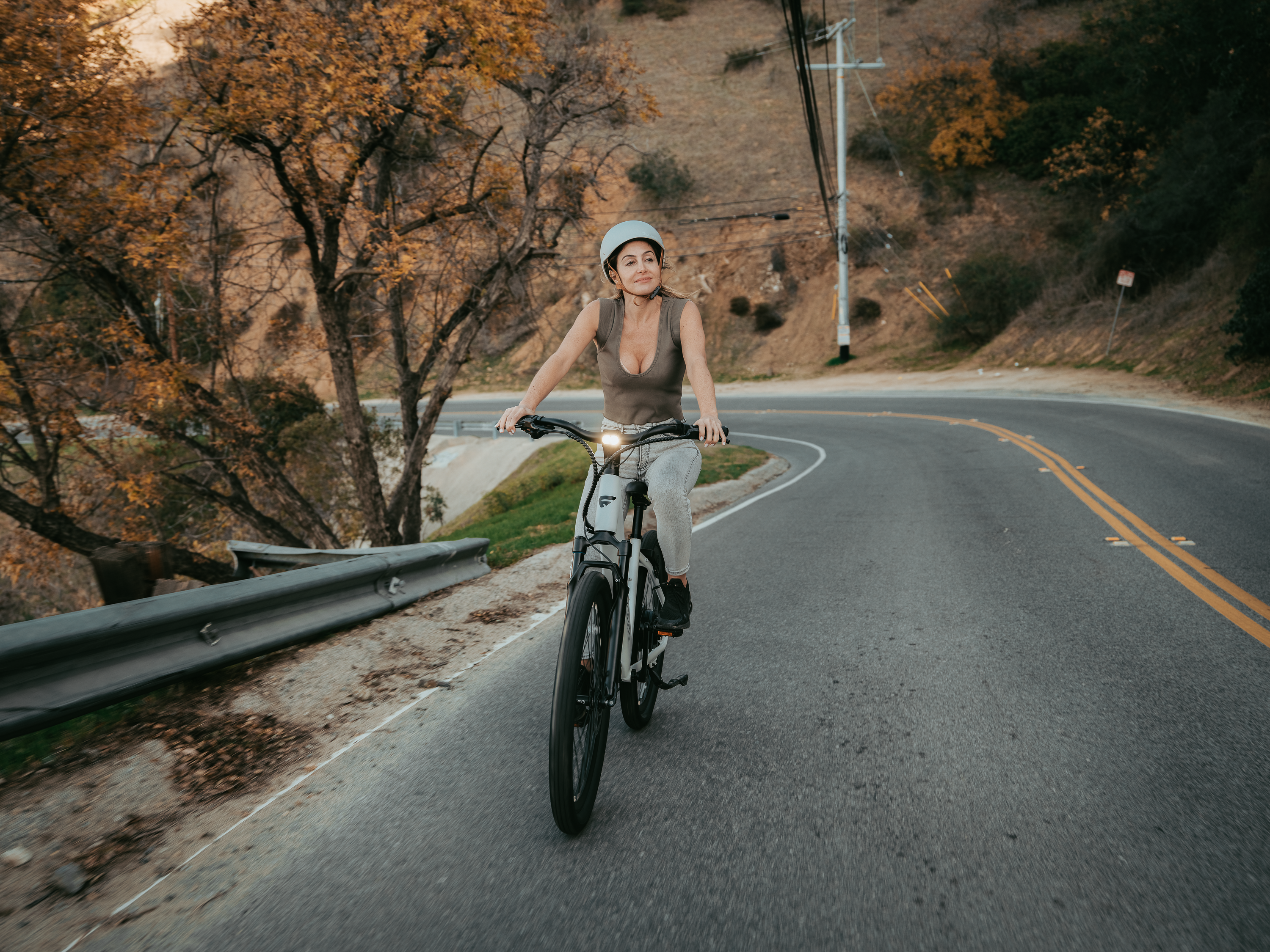 Favorite Hybrid ST Pro Electric Bike - Your Ultimate Adventure Companion