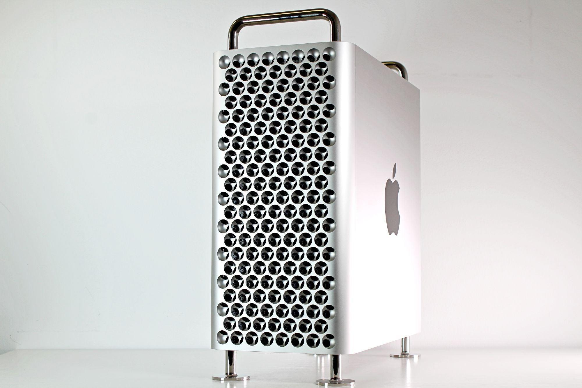 2019 Apple Mac Pro - High-Performance Rack Configuration with 2.7GHz Intel Xeon W, 768GB RAM, 4TB SSD, and AMD Radeon Pro Vega II (32GB), Includes Apple Keyboard and Mouse
