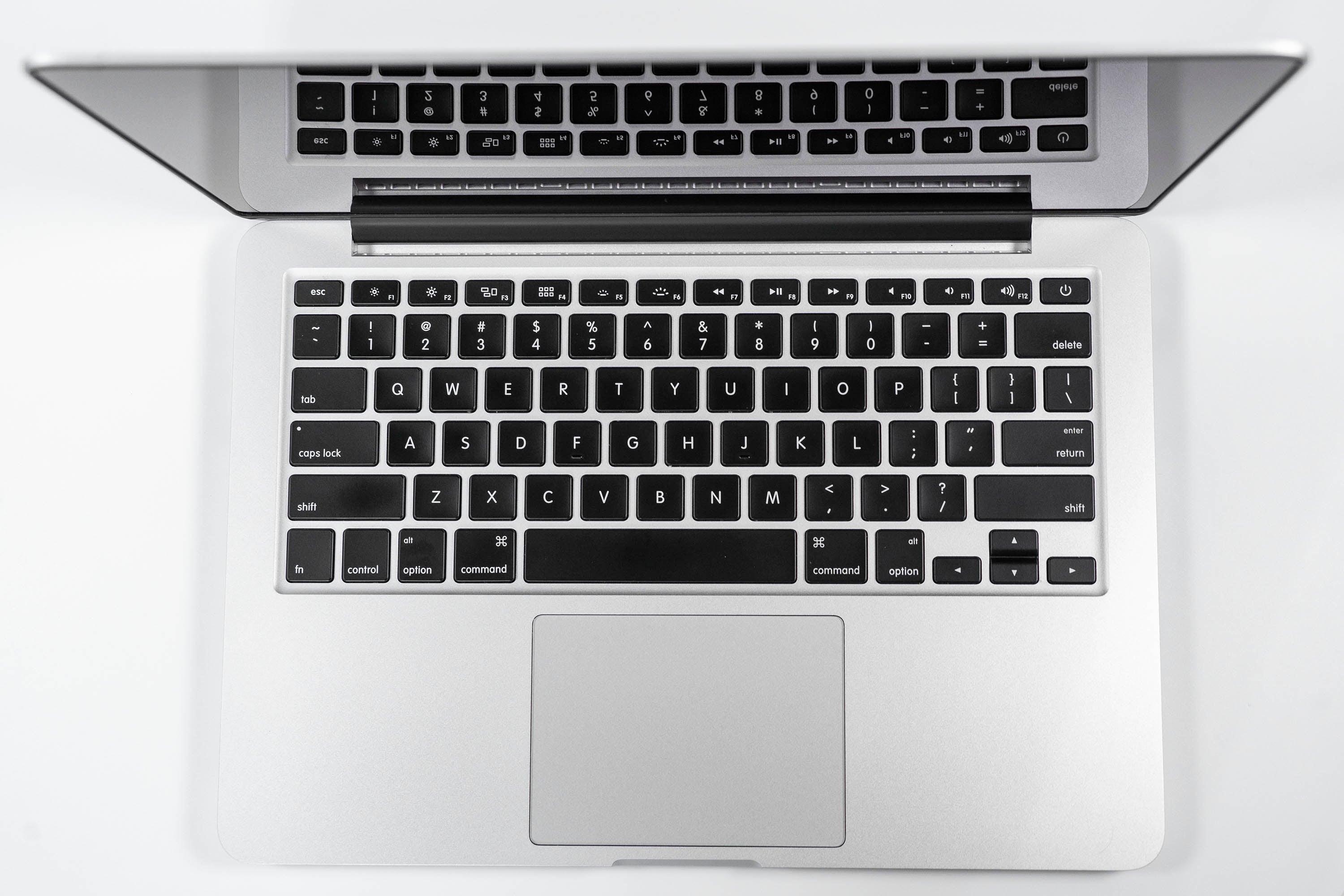 2015 Apple MacBook Pro 13-inch - Your Reliable Daily Companion