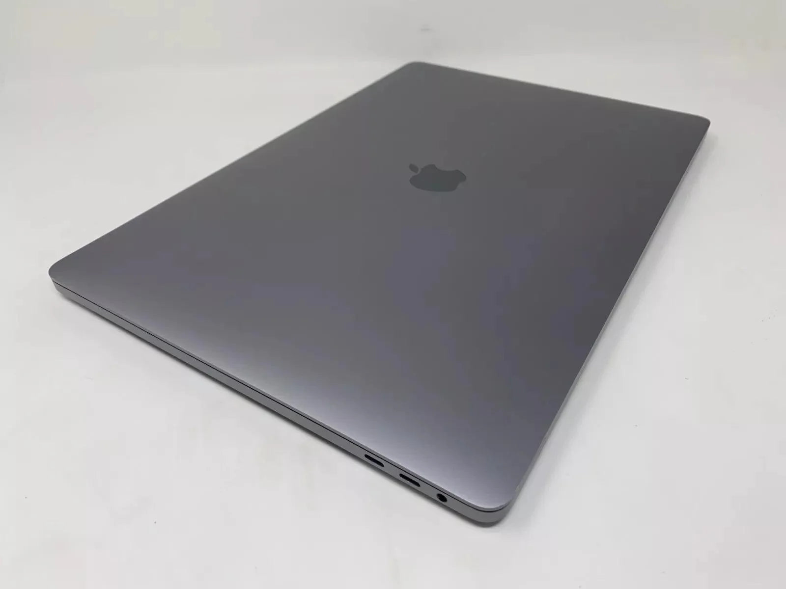 2019 Apple MacBook Pro 16-inch - Powerhouse for Pro Creators