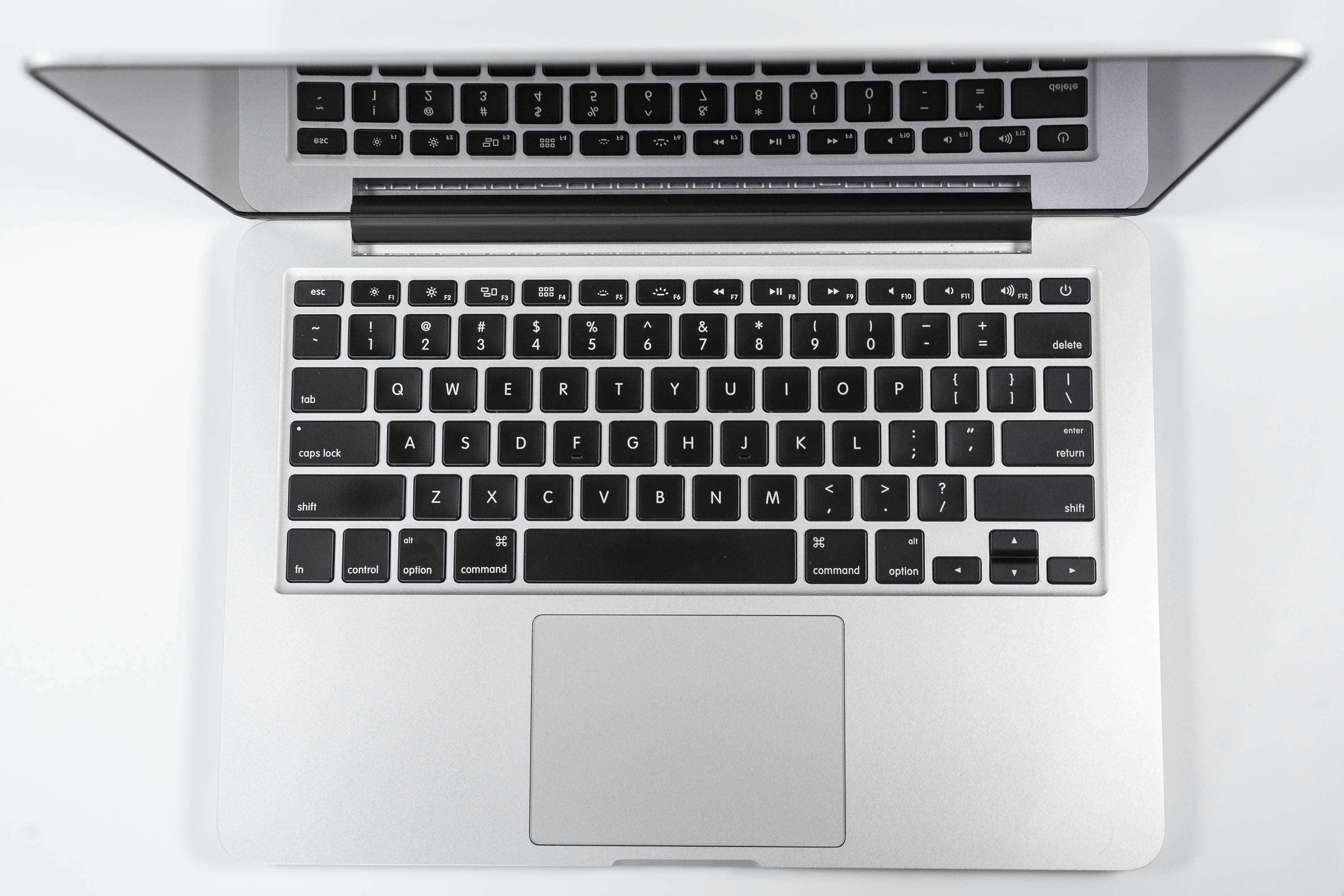 Refurbished 2014 Apple MacBook Pro 13-Inch - Powerful Performance, Long Battery Life