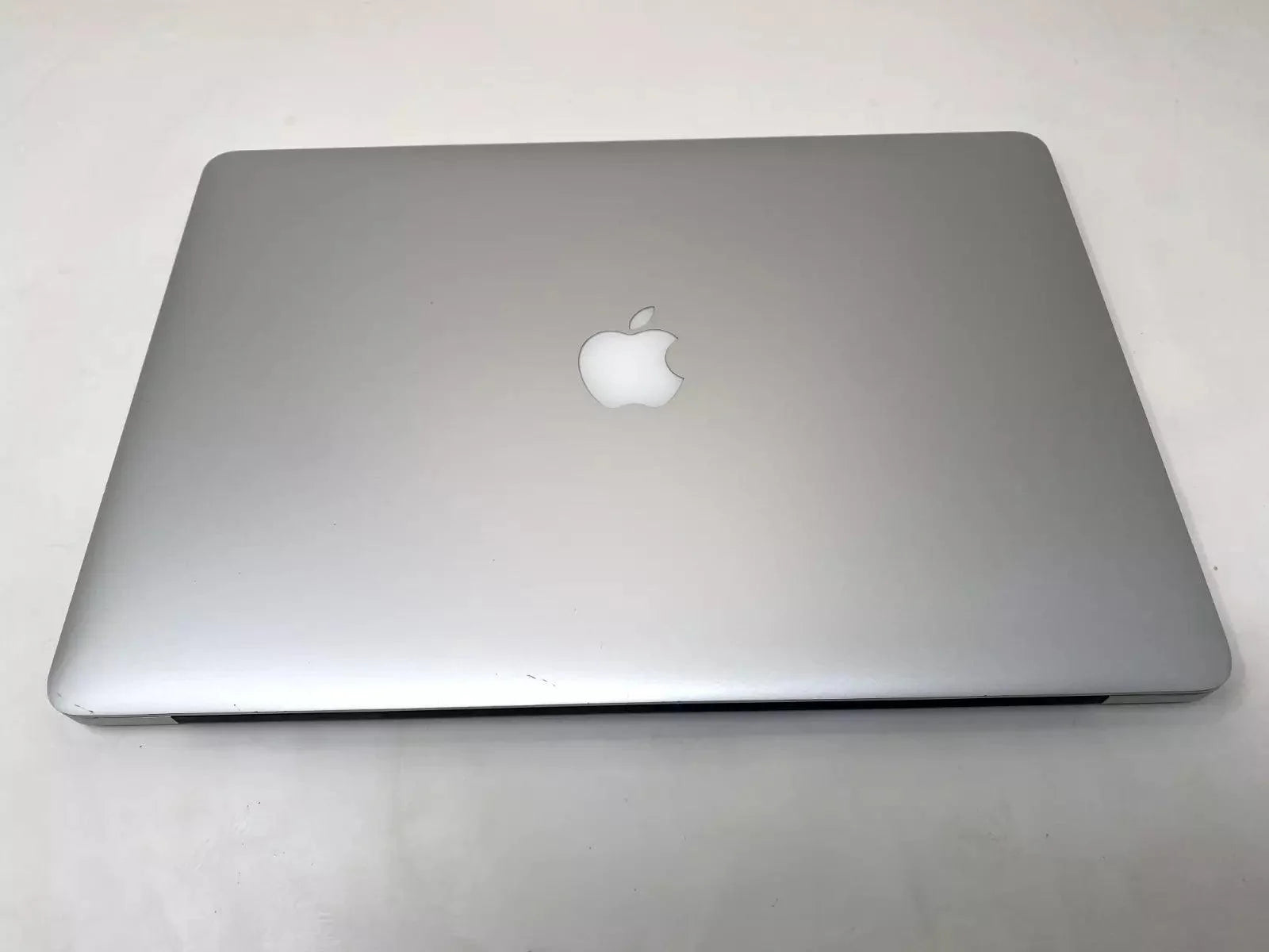 Powerhouse 2015 Apple MacBook Pro 15-inch: i7 2.5GHz, 16GB RAM, 512GB SSD, AMD Radeon R9 M370X, Space Grey