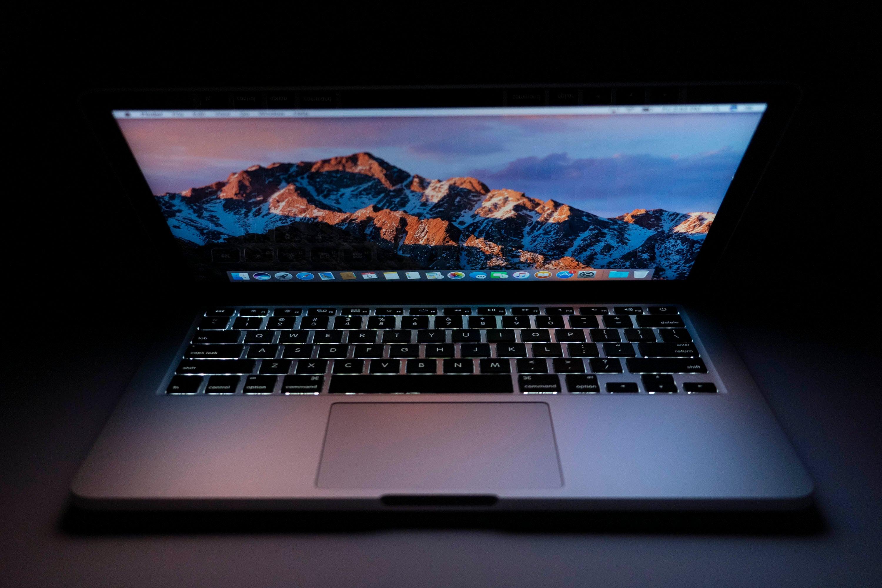2015 Apple MacBook Pro 13-inch - Your Reliable Daily Companion