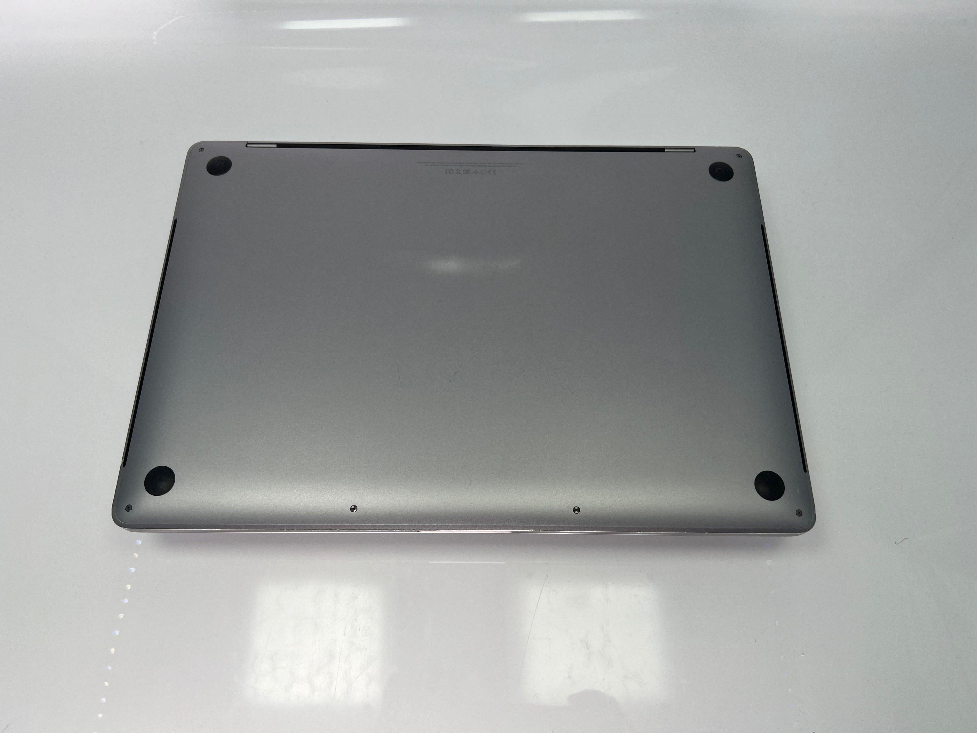 2016 15-inch Space Grey MacBook Pro with Parts Only: i7 2.7GHz, 16GB RAM, 512GB SSD, AMD Radeon Pro 555