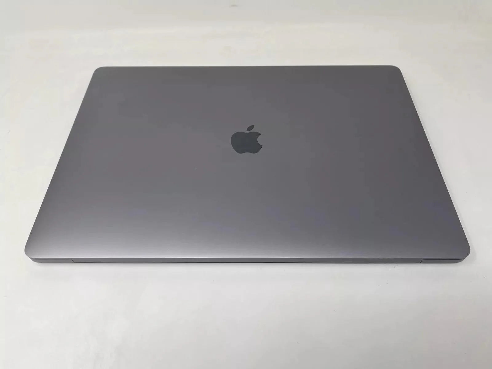 2019 Apple MacBook Pro 16-inch - Powerhouse for Pro Creators