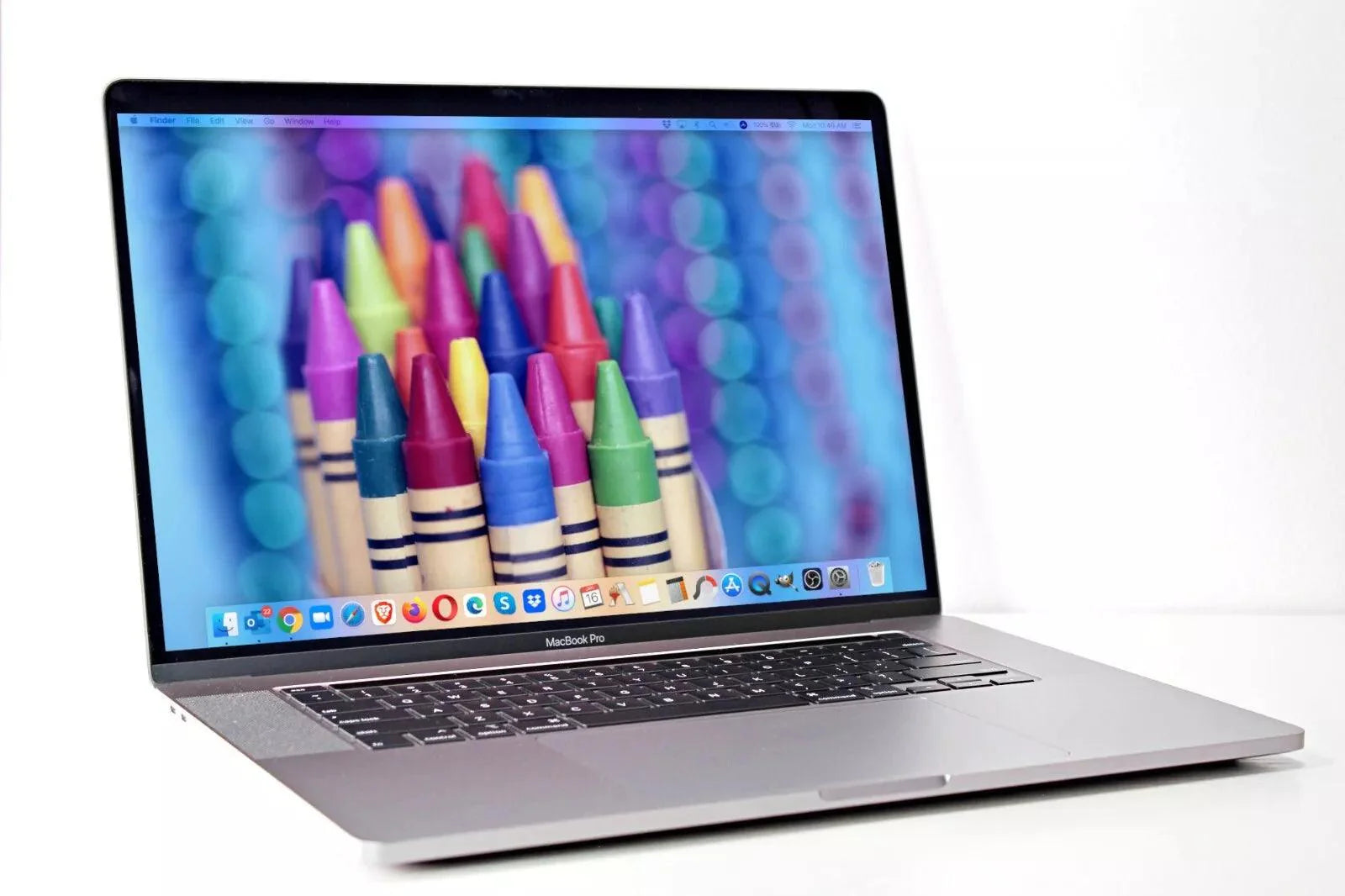 2019 Macbook Pro 16-inch Powerhouse: 2.4GHz i9, 32GB RAM, 2TB SSD, Radeon Pro 5500M 8GB - Silver