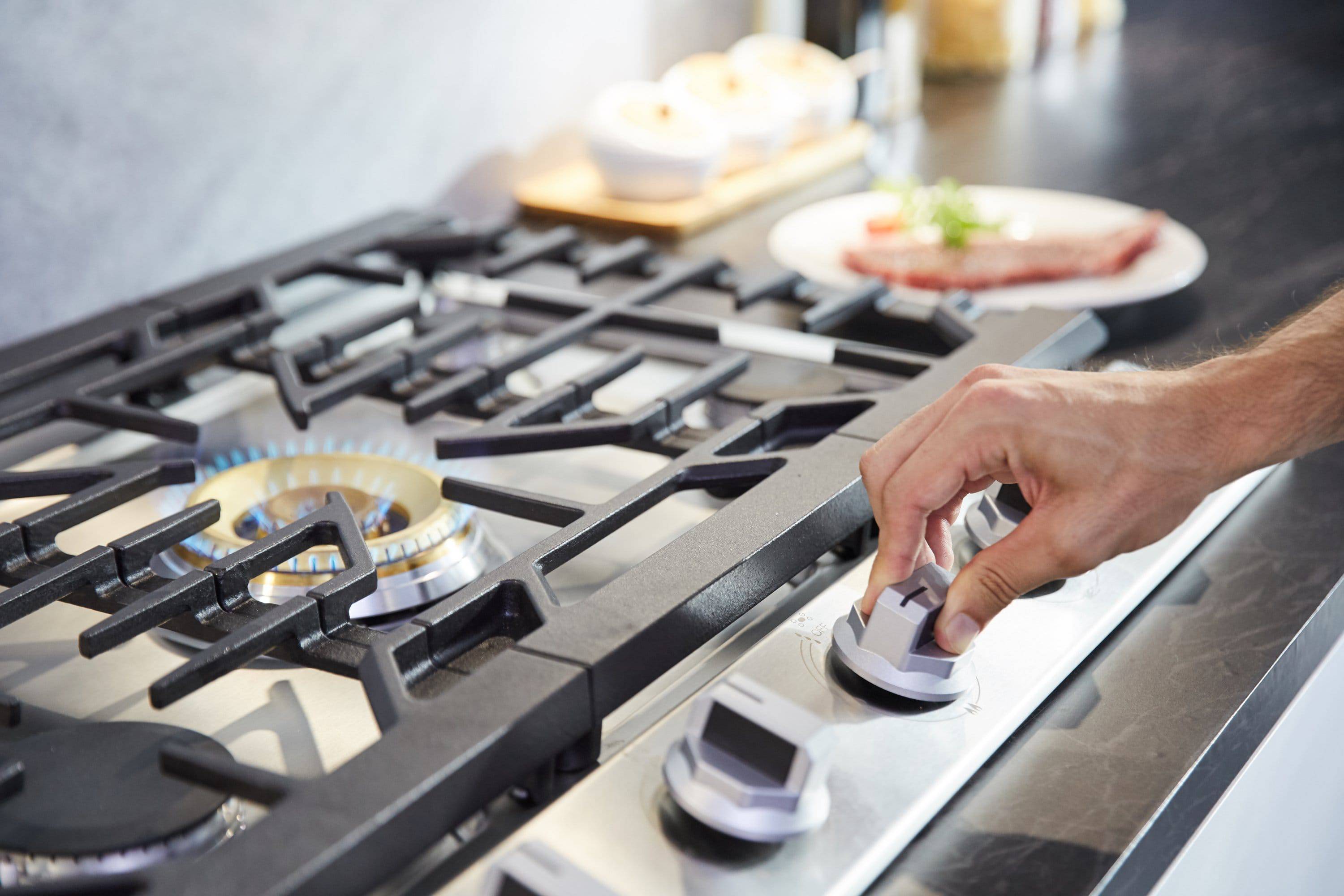 FOTILE Tri-Ring Stainless Steel Gas Cooktop: Effortless Cooking for Every Meal