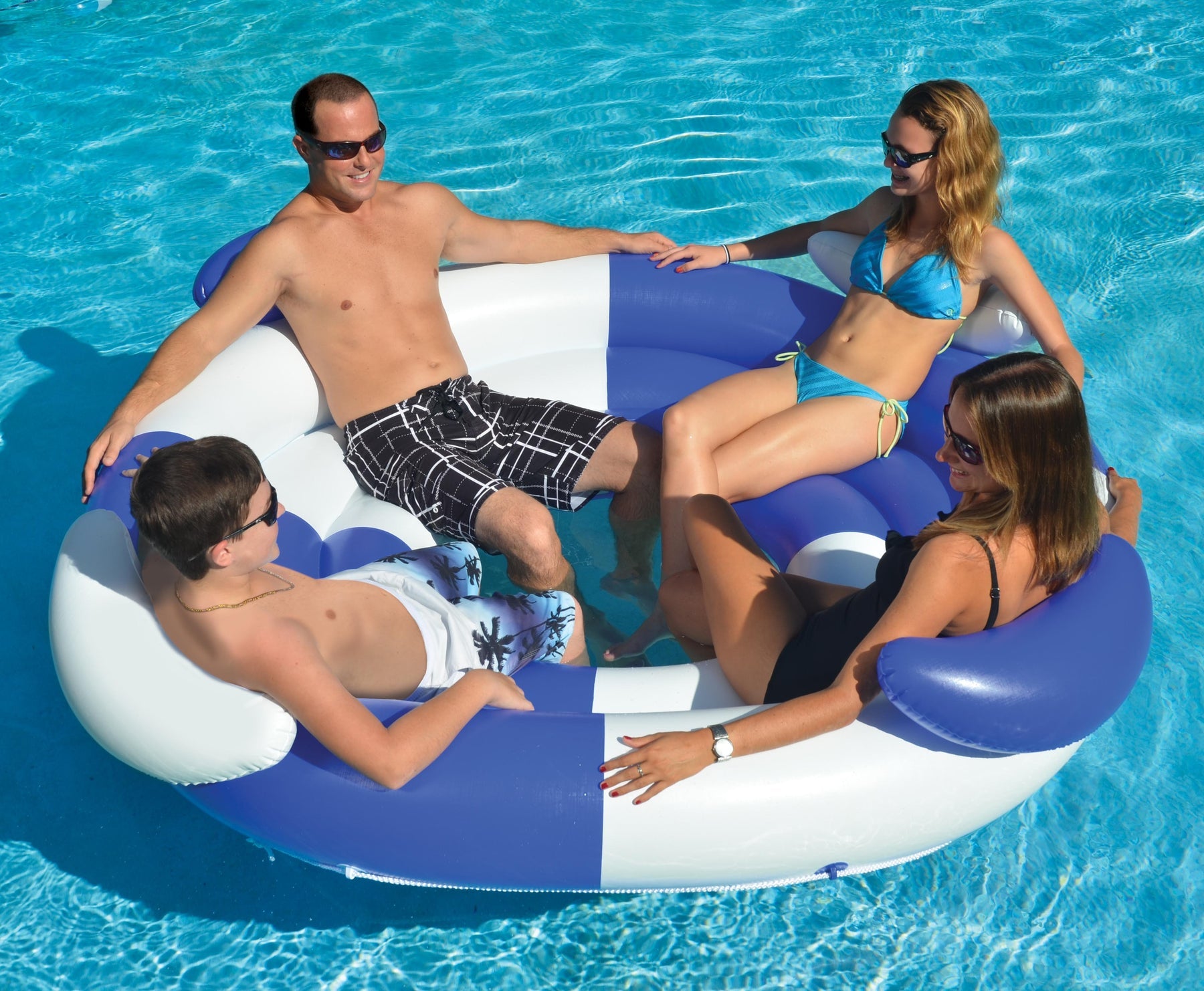 Luxurious Swimline Sofa Island Lounger for Ultimate Relaxation