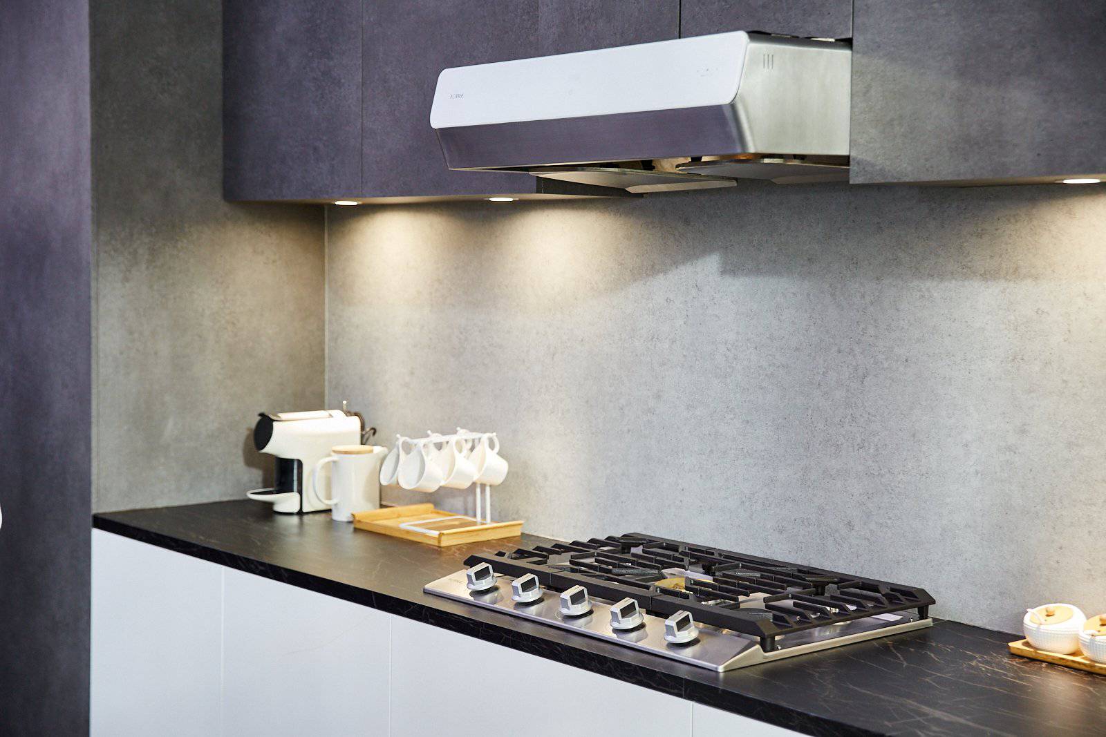 FOTILE Under-Cabinet Convertible Pixie Air Series: Breathe Easy in Your Kitchen!