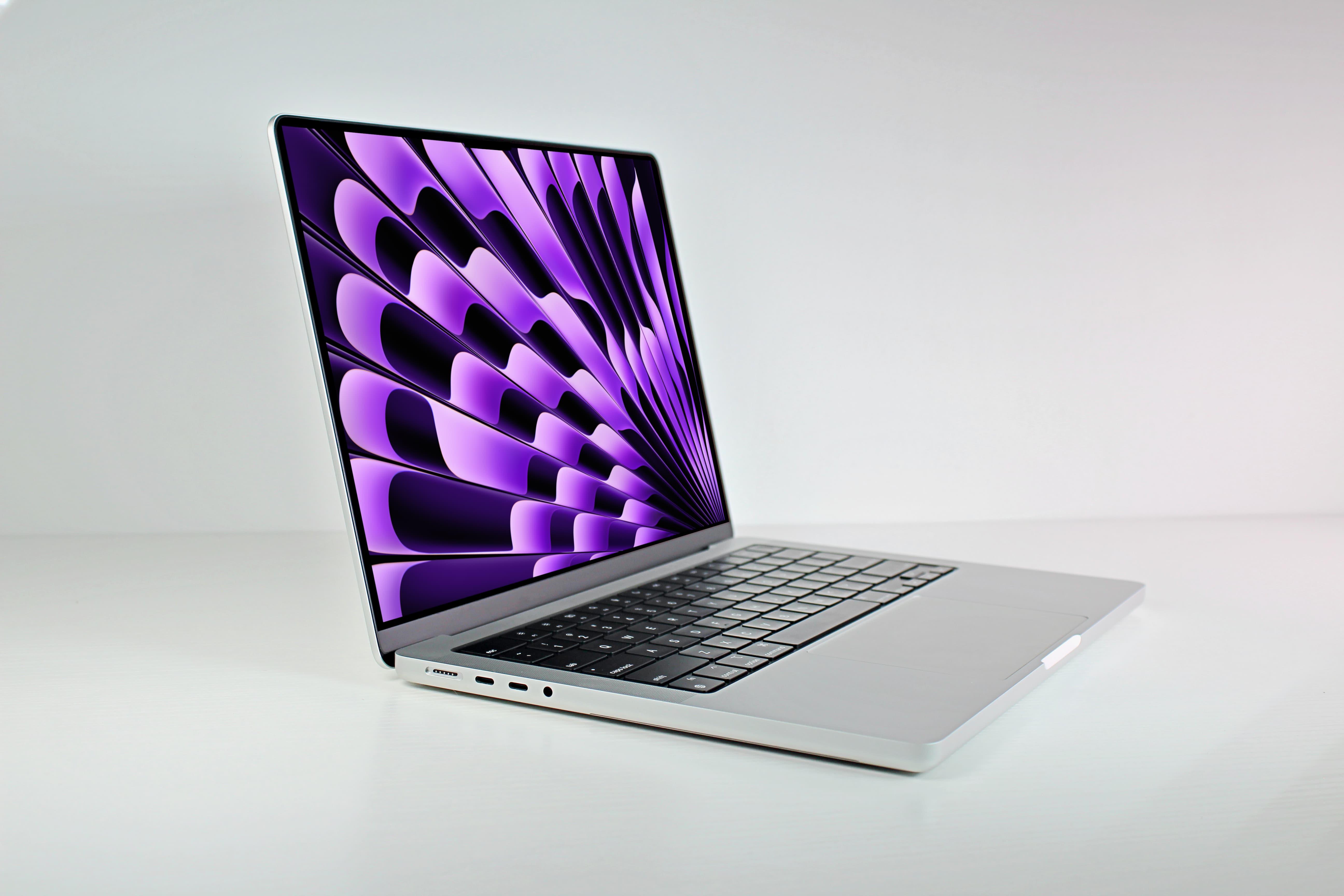 Apple MacBook Pro 14-inch M1 Max - Powerhouse for Professionals