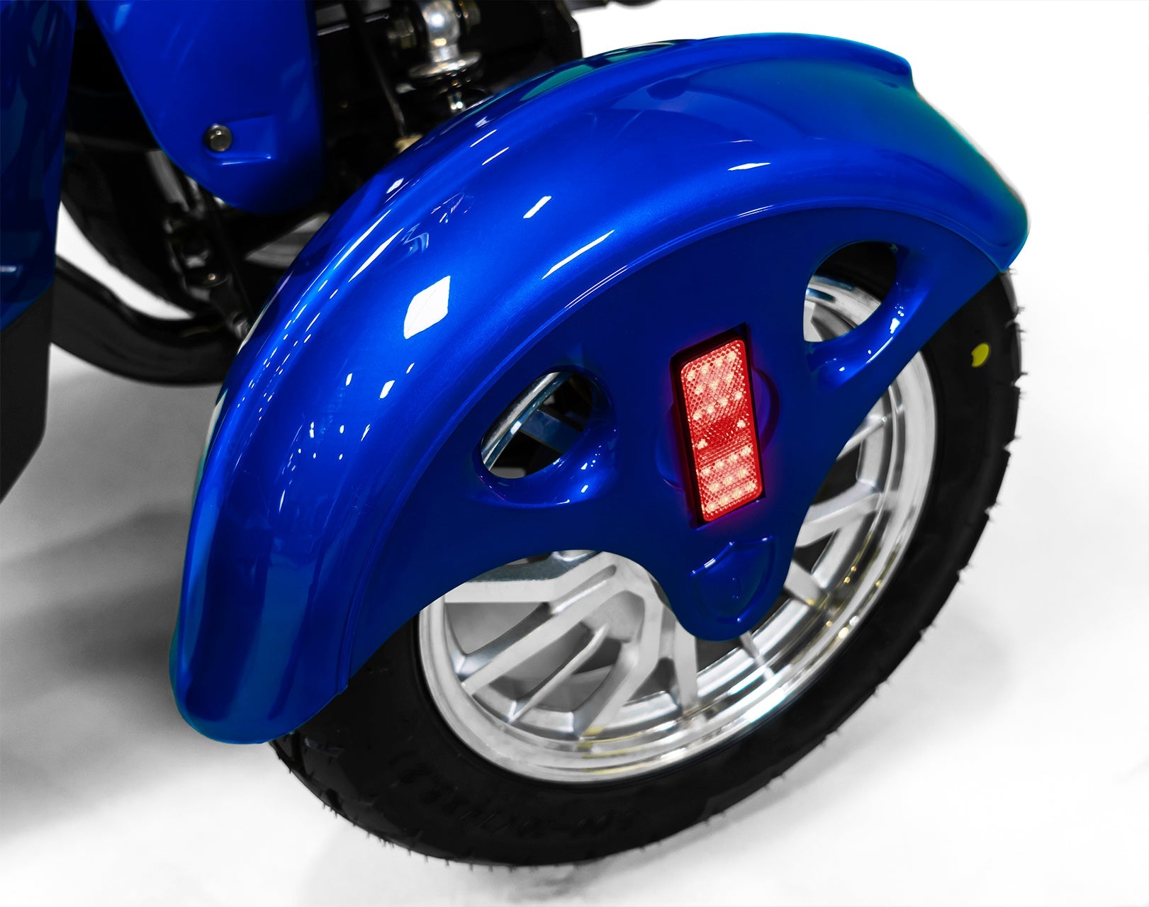 Luxe Electric Scooter: Your Luxury Journey Awaits