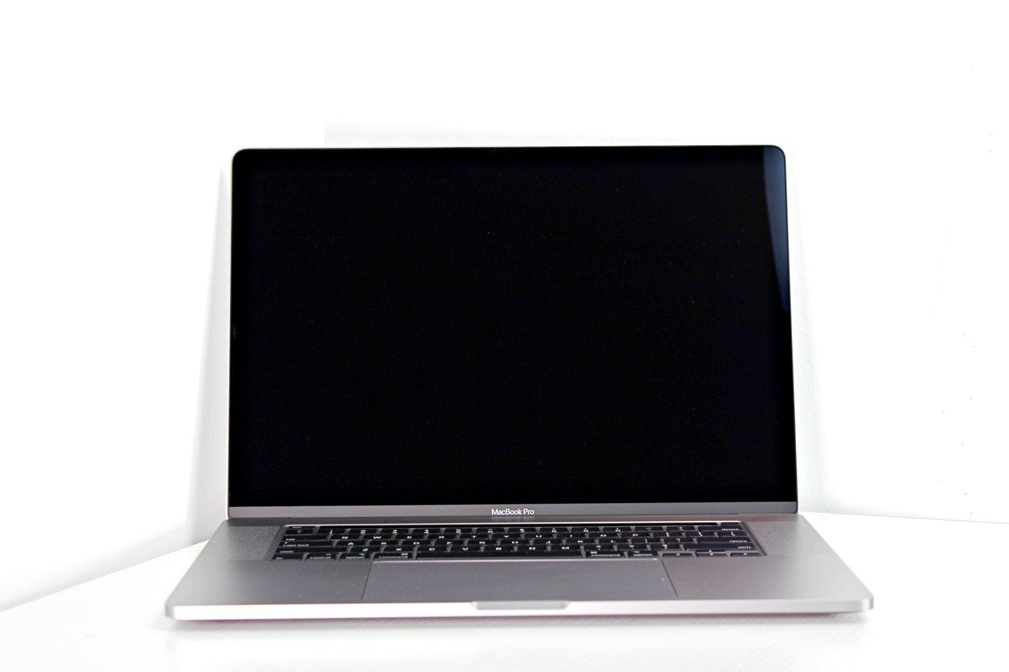 Powerhouse 2019 MacBook Pro 16-inch: 2.4GHz i9, 16GB RAM, 512GB SSD, Radeon Pro 5300M 4GB