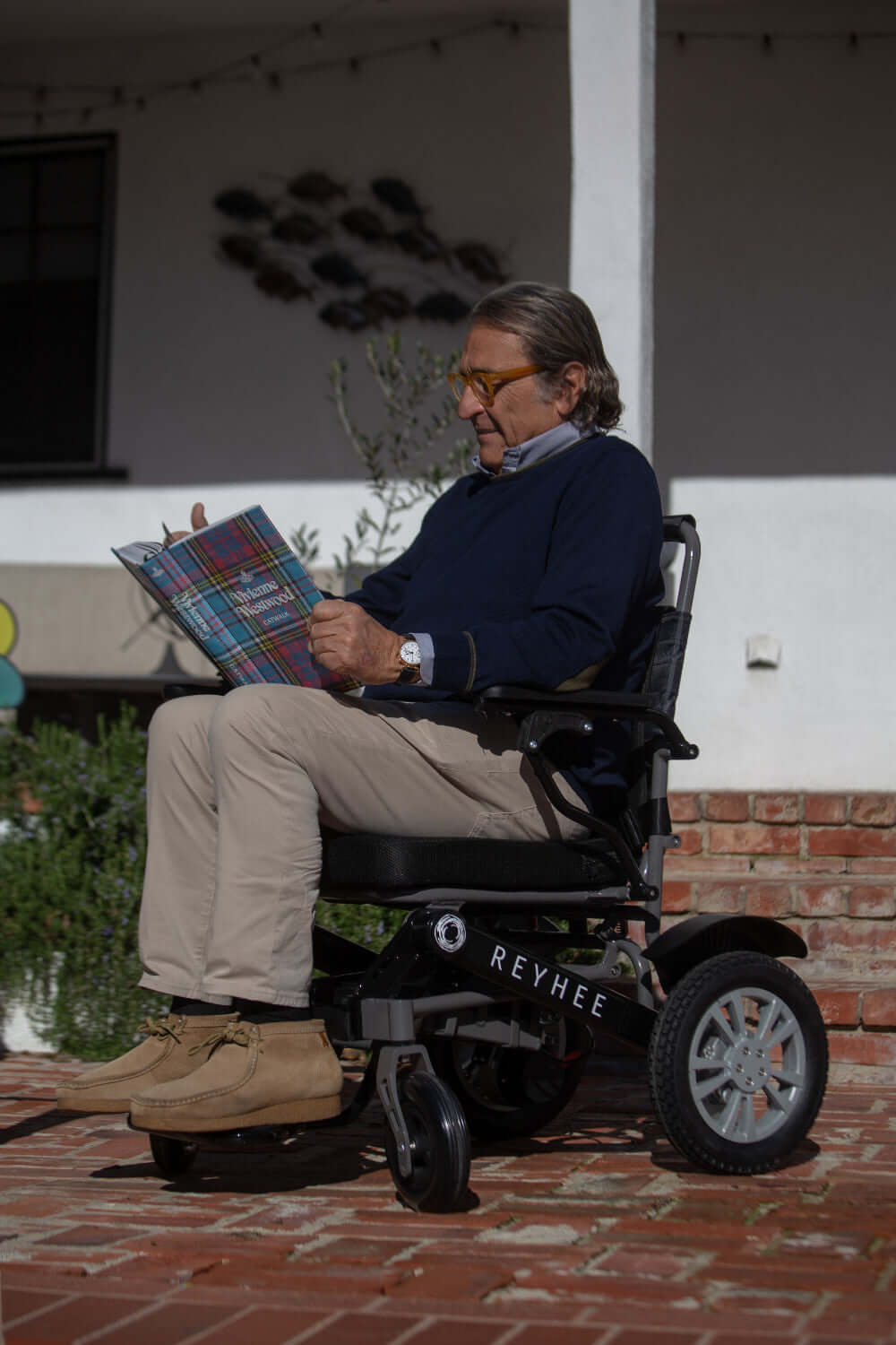 Reyhee Roamer 200W 24V Foldable Electric Wheelchair - Your Ultimate Mobility Solution