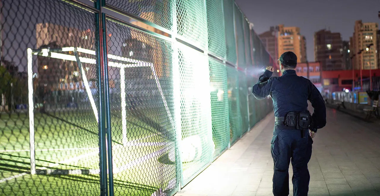 Olight Seeker 4 Pro CW - Your Ultimate Lighting Companion