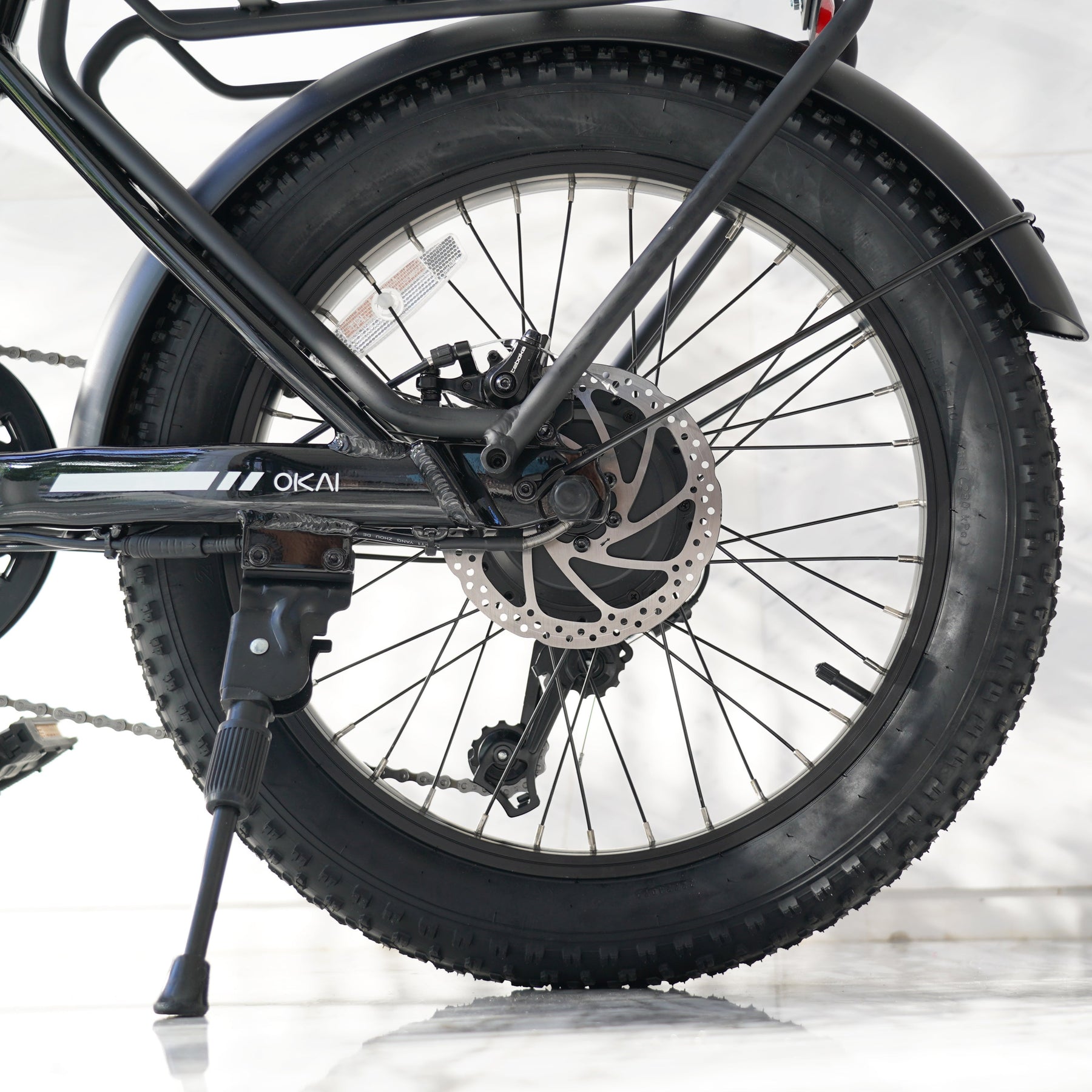 Okai FlexMov EBF10: Your Urban Commuting Companion