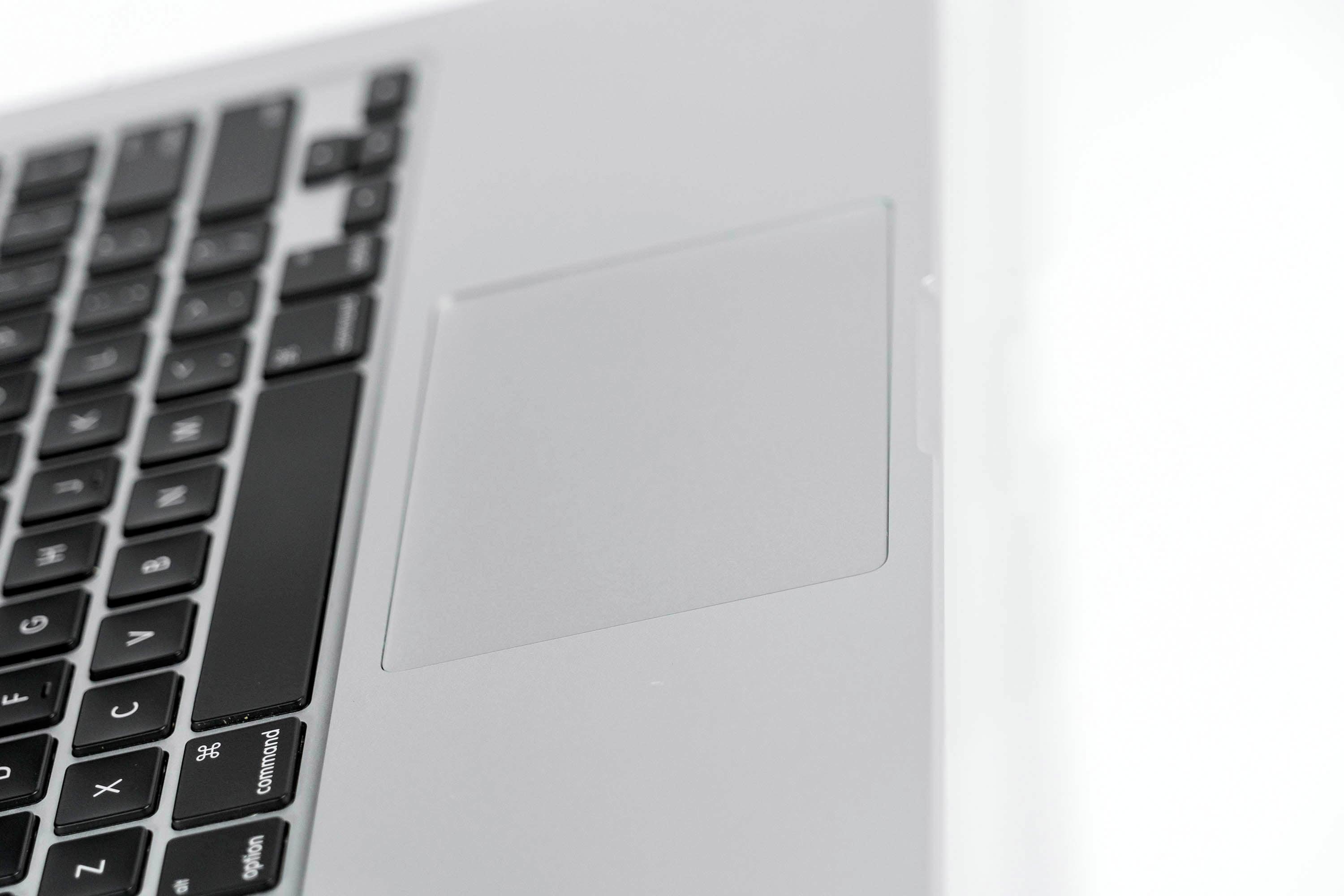 2015 Apple MacBook Pro 13-inch - Your Reliable Daily Companion