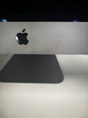 Powerhouse 27-inch 2017 Apple iMac Pro with 10-Core Intel Xeon W, 128GB RAM, 2TB SSD, and Radeon Pro Vega 56
