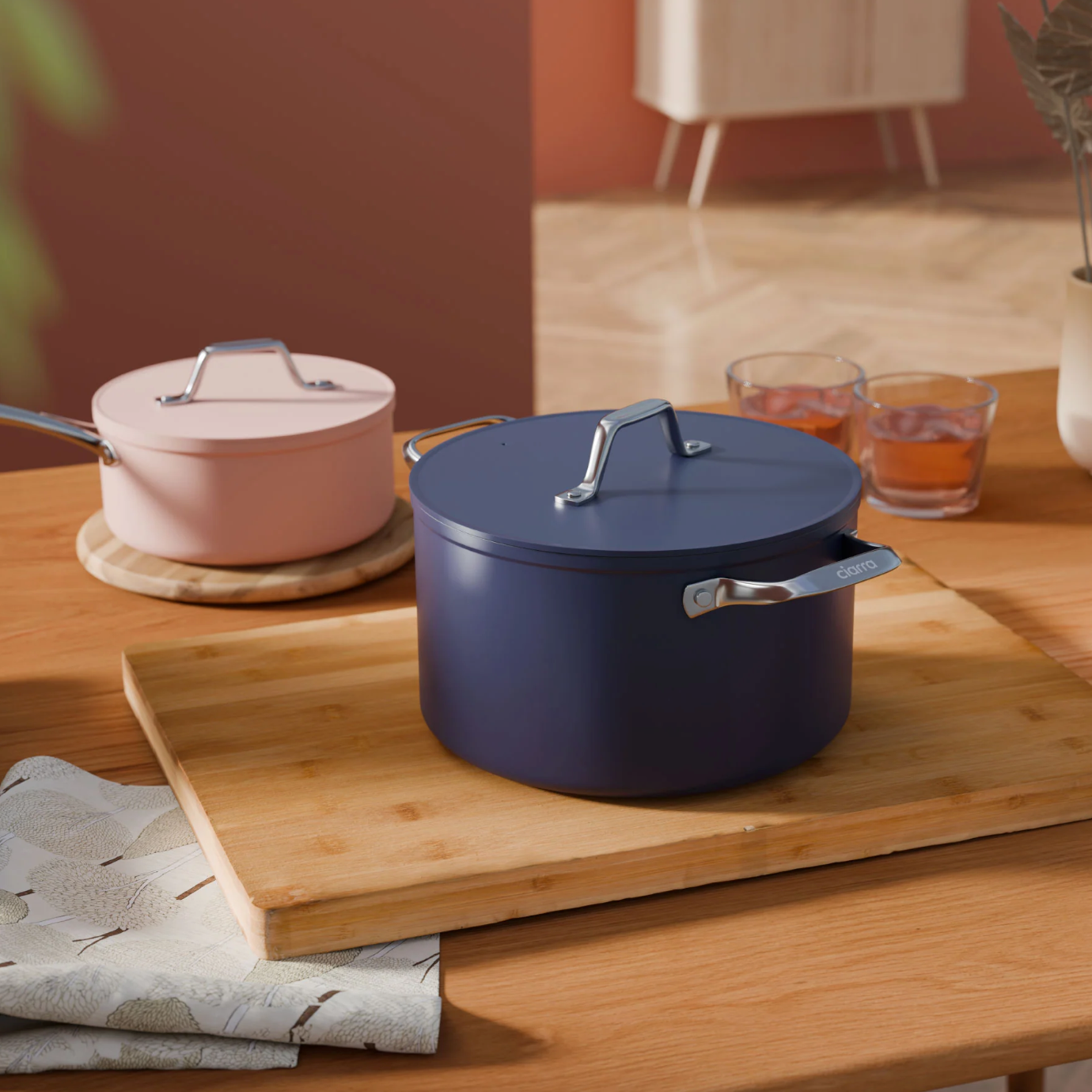 Ciarra Midnight Dream Dutch Oven - Your Culinary Companion