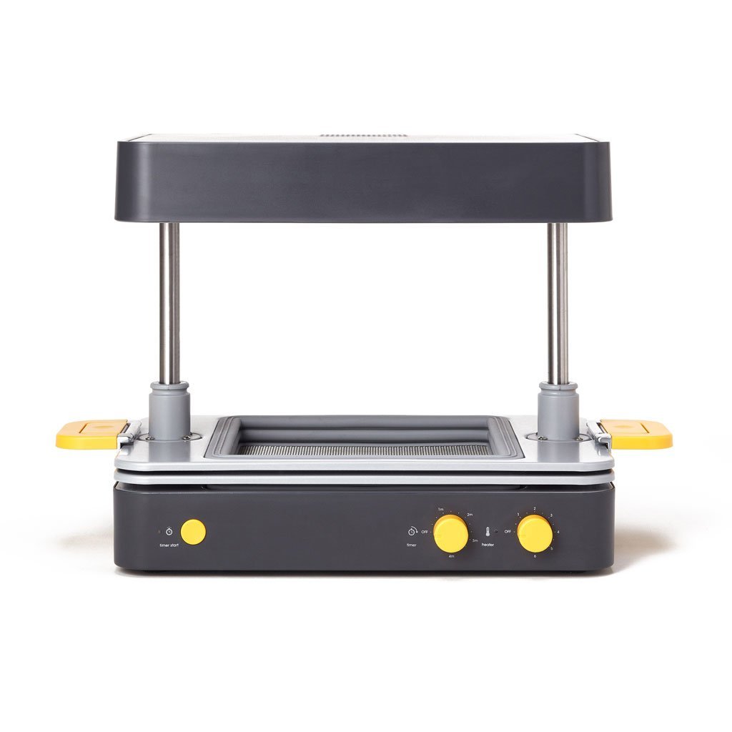 MAYKU FormBox - Your Desktop Vacuum Forming Wonder Machine
