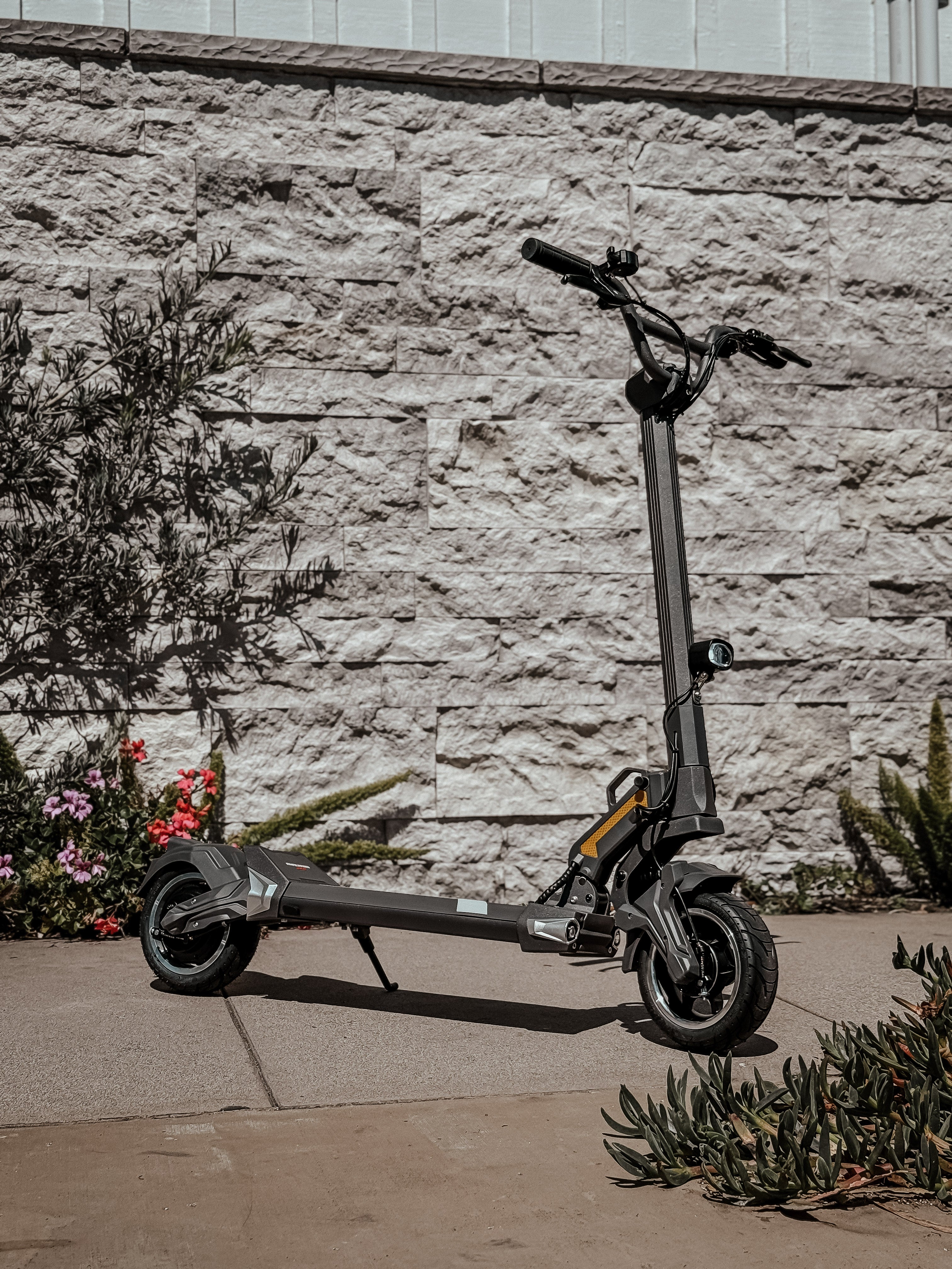Dualtron Togo: The Ultimate Electric Scooter for Urban Adventures