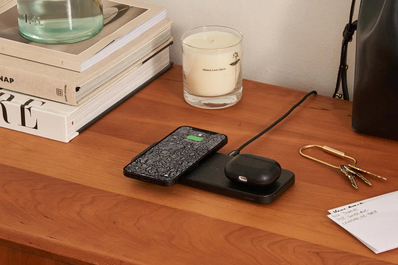 Courant Catch:2 Classic Wireless Charging Pad - Elevate Your Charging with Style and Efficiency