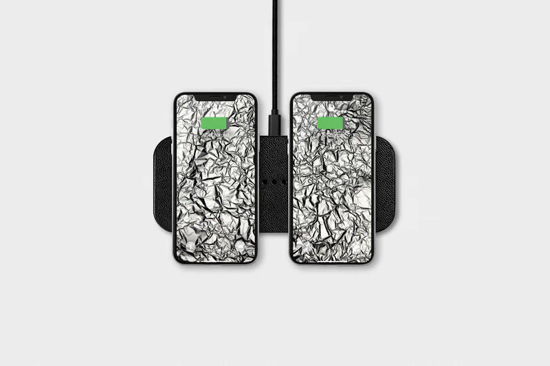 Courant Catch:2 Classic Wireless Charging Pad - Elevate Your Charging with Style and Efficiency
