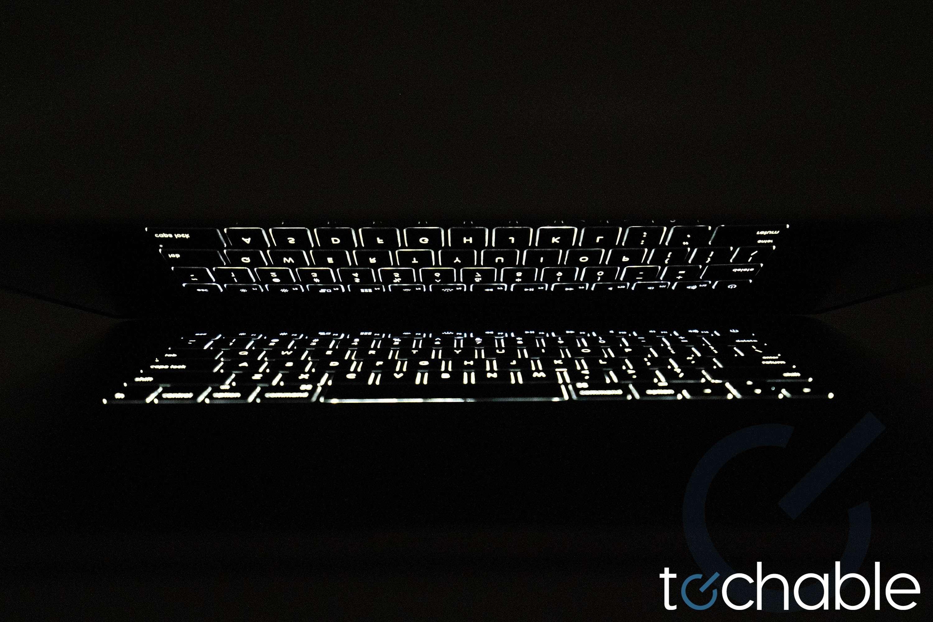Refurbished 2015 15-Inch MacBook Pro with 2.5GHz Core i5, 16GB RAM, and 256GB SSD