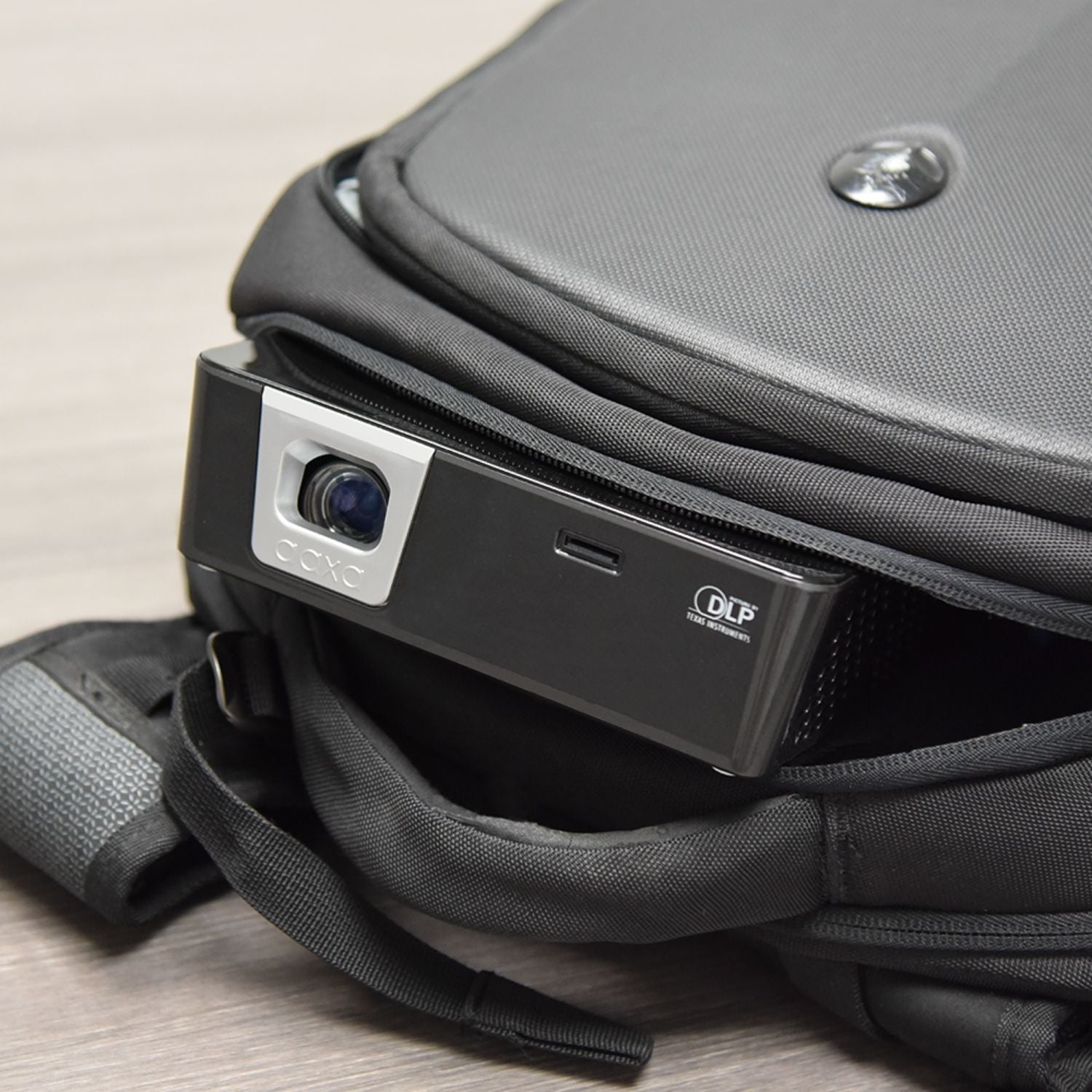 AAXA P6X Ultra-Portable DLP Projector with 4-Hour Battery and Wireless Mirroring