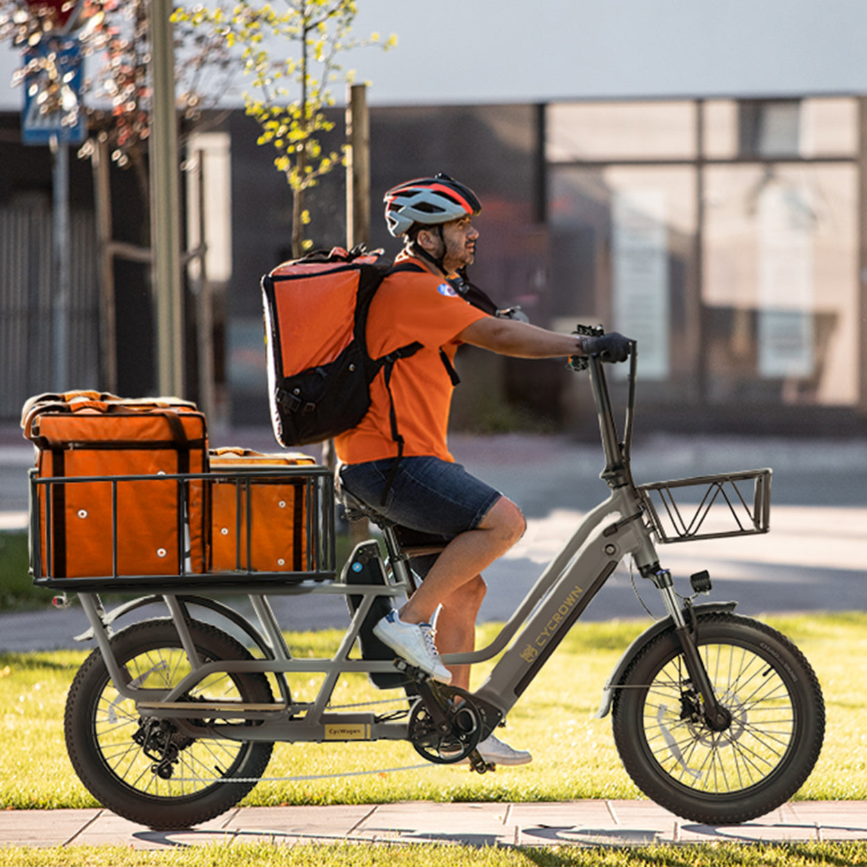 CycWagen Dual Battery Longtail Cargo Electric Bike