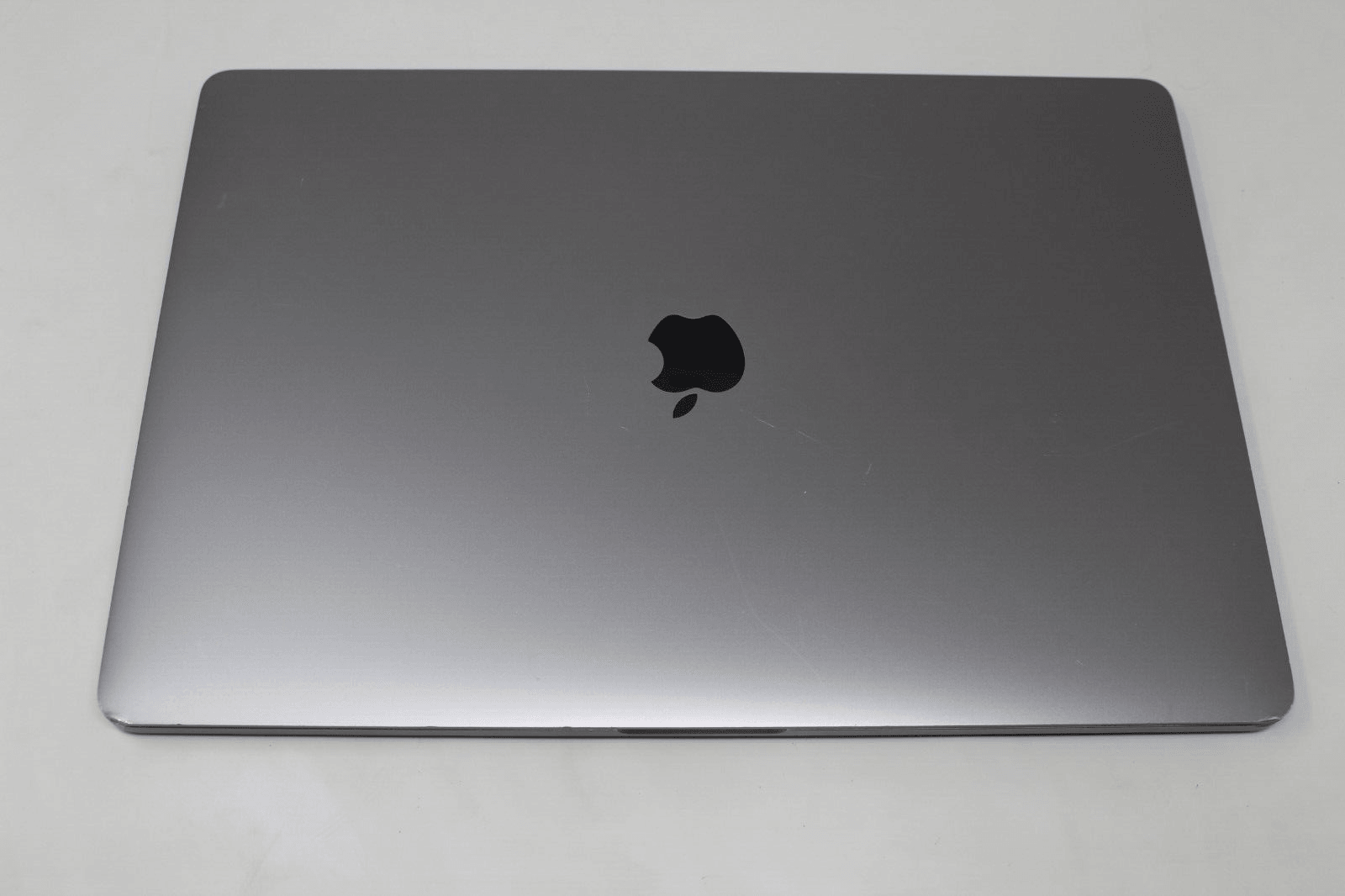 201916MacBook Pro - 2.4GHz Core i9 - 5500M - 16GB - 1TB - ,!