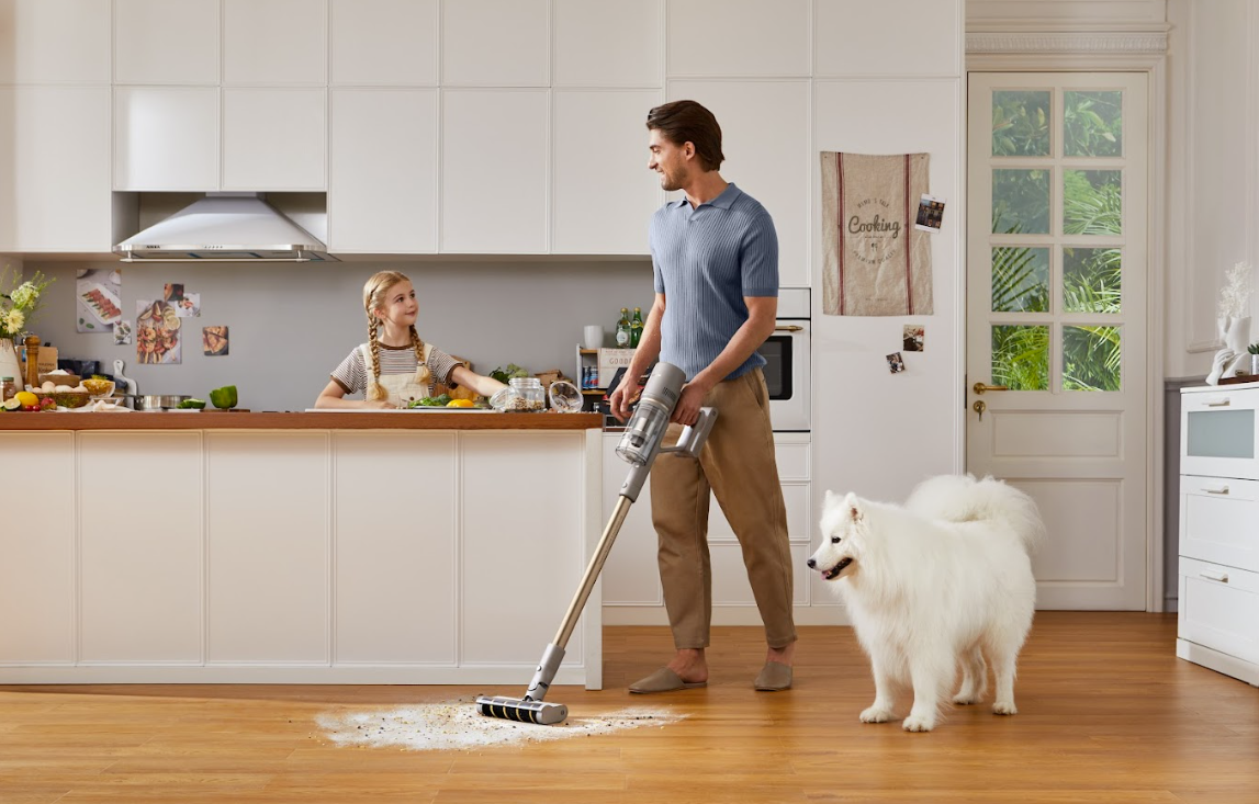 Dreame Z10 Cordless Stick Vacuum with Auto-Empty Station