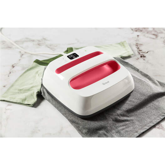 Cricut EasyPress 2 - Your Creative Heat Press for Stunning Designs