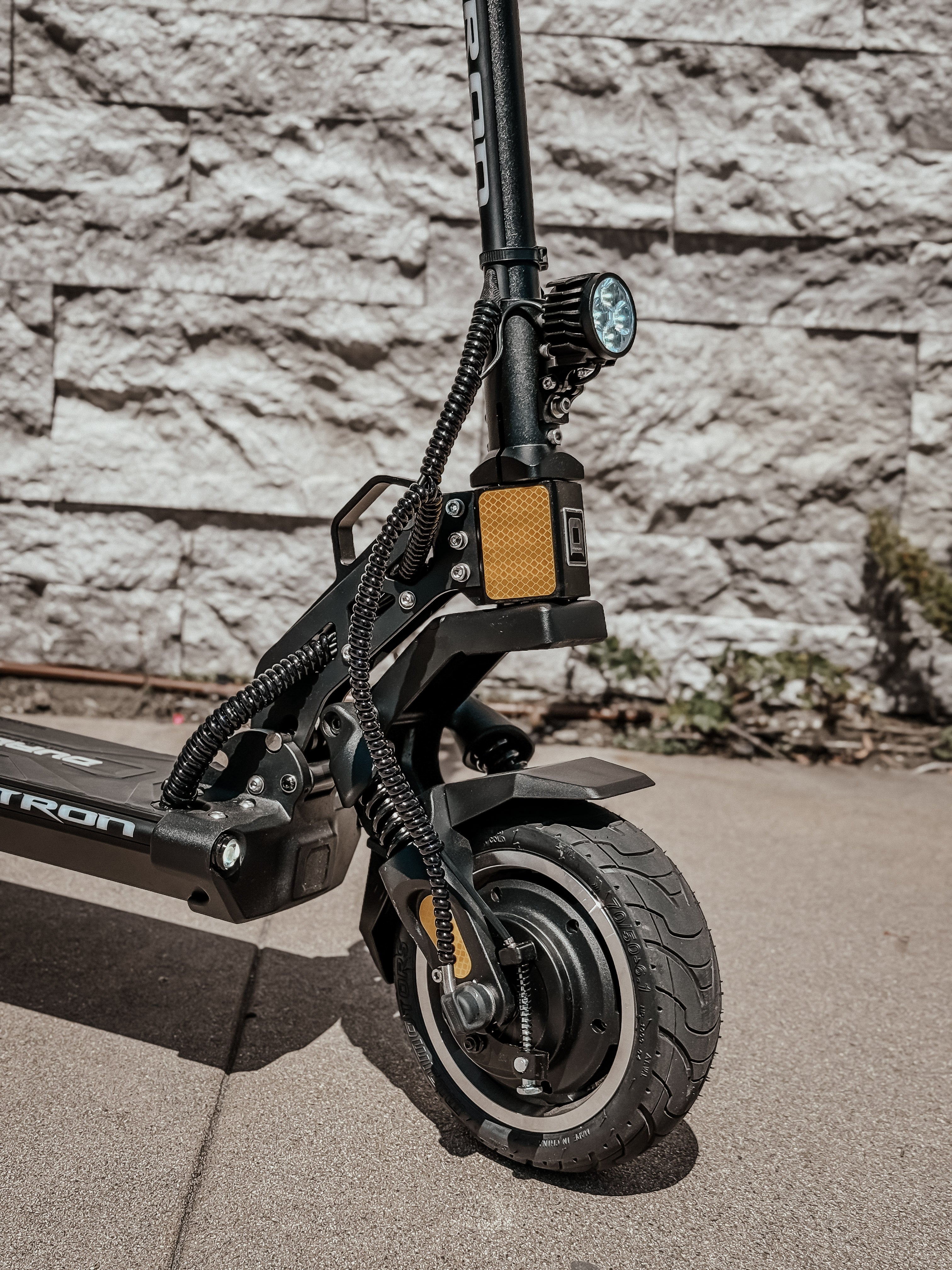 Dualtron Mini Special Long Body Electric Scooter - LG 52V21Ah Battery: Your Ultimate Urban Commute Companion