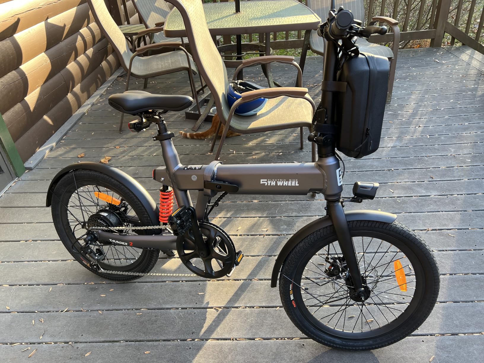 5th Wheel Knight Fat Tire Electric Bike - Your Urban Commute Companion